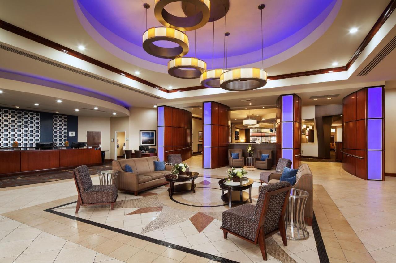 Sheraton Agoura Hills Hotel Bagian luar foto